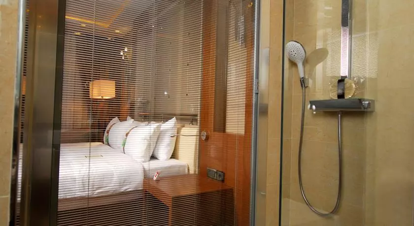 06772fd05f714089a3464888adf181c0