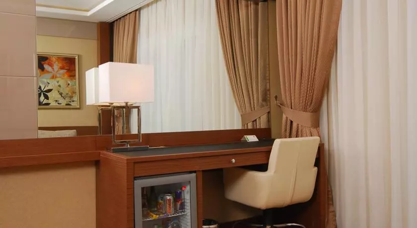 10769a726738430faf3531235c017d0e