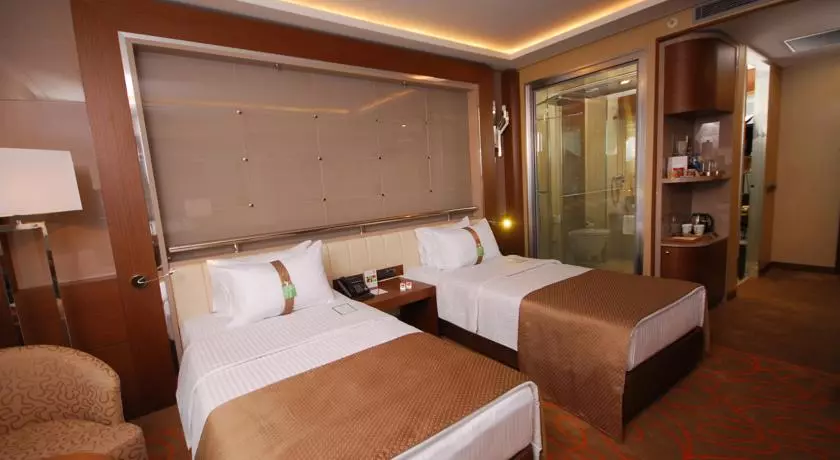 1461805e9f3846638b49e09169f673b8