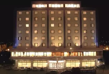 178ab829cfc044b58b731969f432d8ab-694