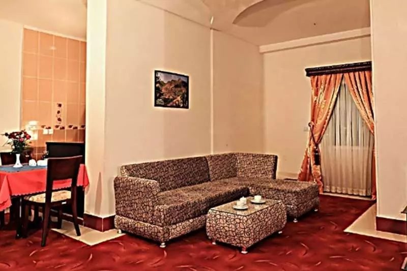 2a619b73-161c-4e16-b25b-f715887728b9