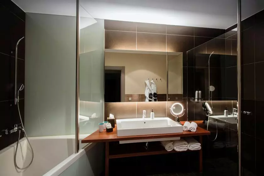 398cd5ed-791e-4d43-8ccc-f684c108be5d