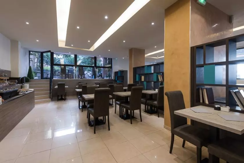 9456579d-314c-4232-a8de-02d43befe732