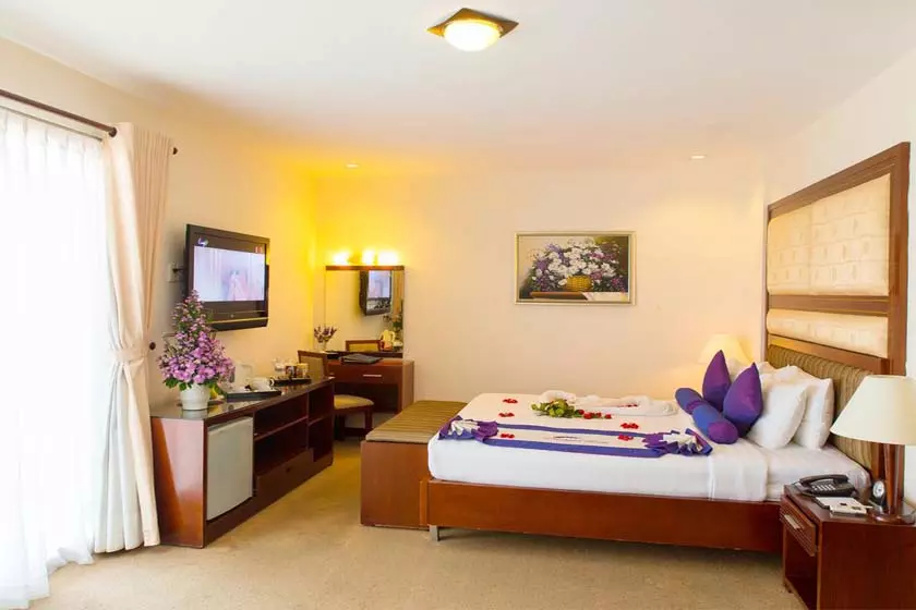 b0818de1-eaf3-4ca8-9db0-2c07d205acde