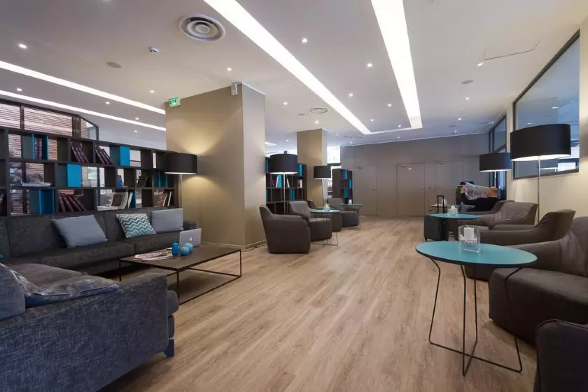 b668d51e-9c99-43cf-8908-ff4ae5f586c4