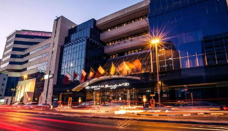 crowne-plaza-dubai-7138